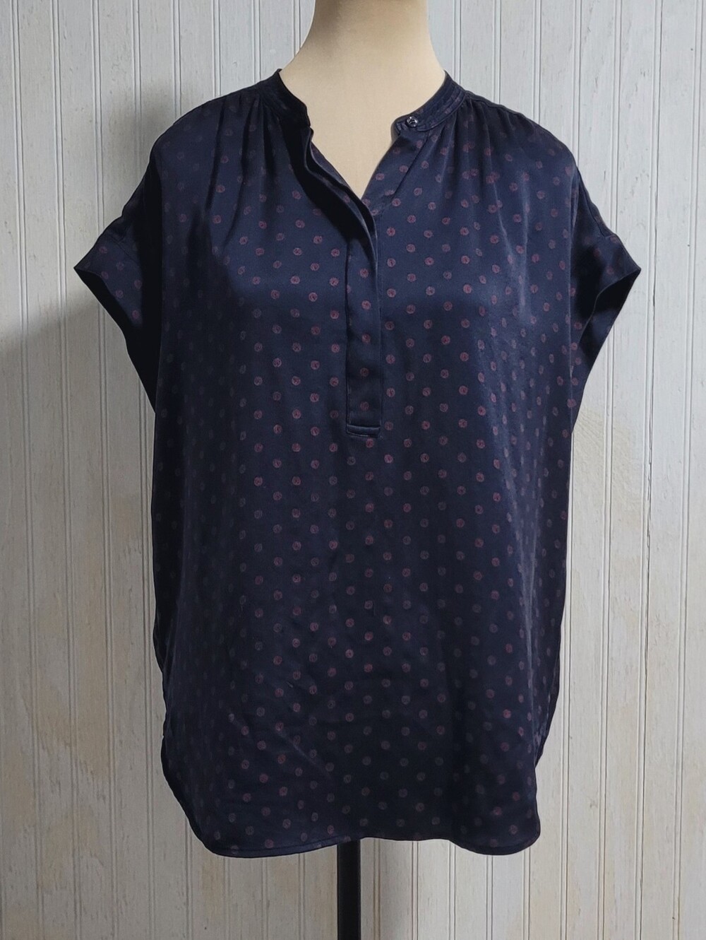 Vince Navy Blue Red Ditsy Leaf Silk Hidden Placket Blouse S